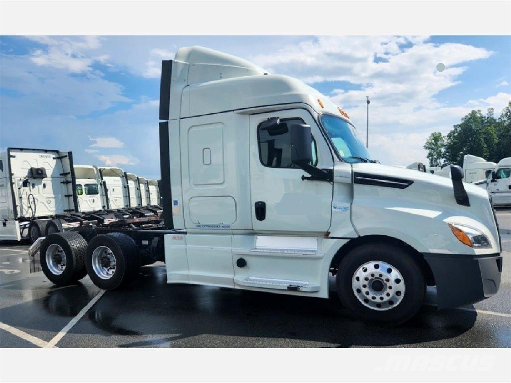 Freightliner 126 Autotractoare
