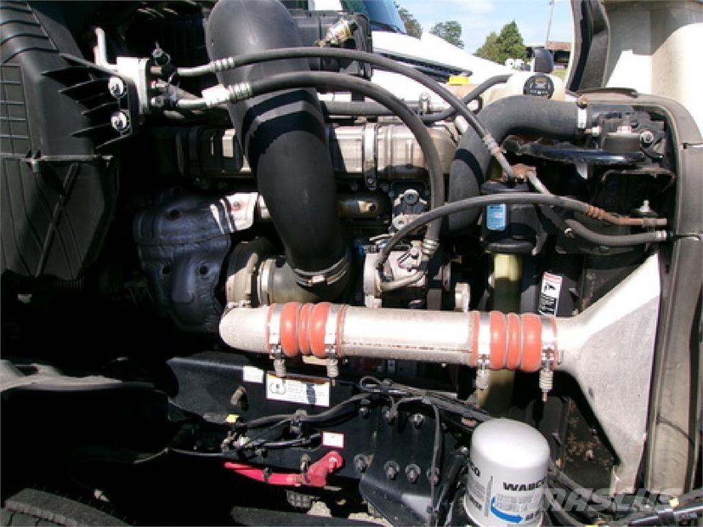 Freightliner 126 Autotractoare