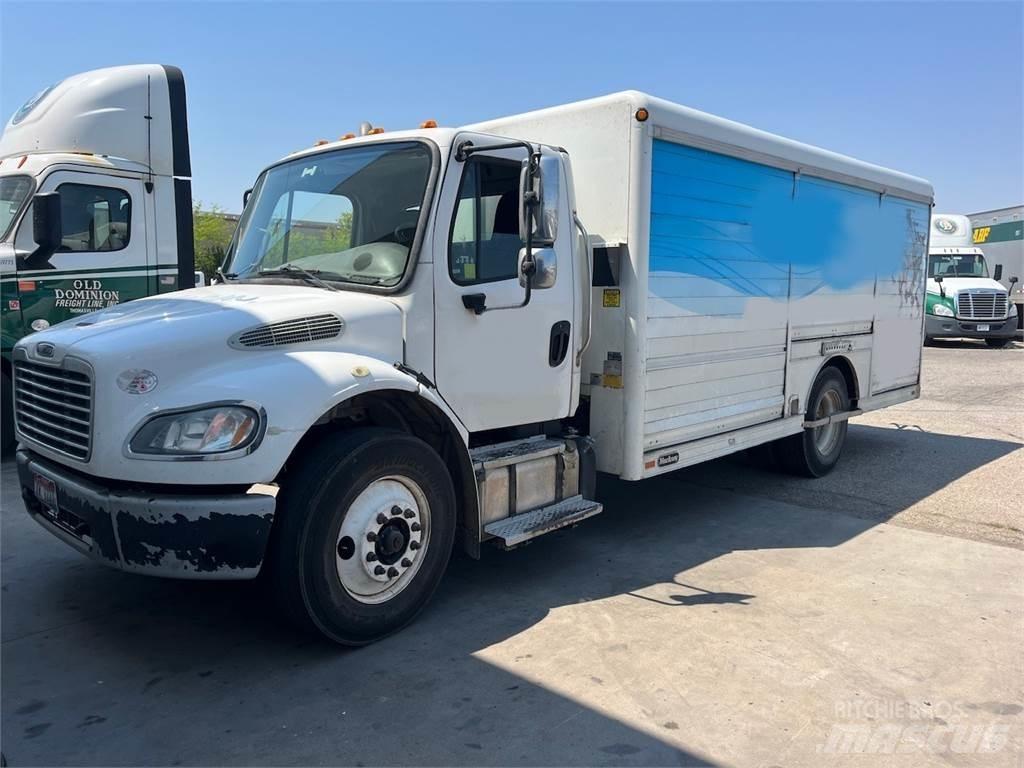Freightliner M2 Camioane transport bauturi
