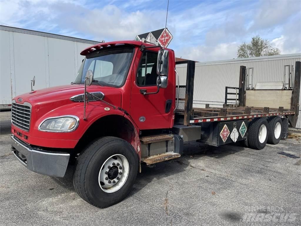 Freightliner M2 Camion cabina sasiu