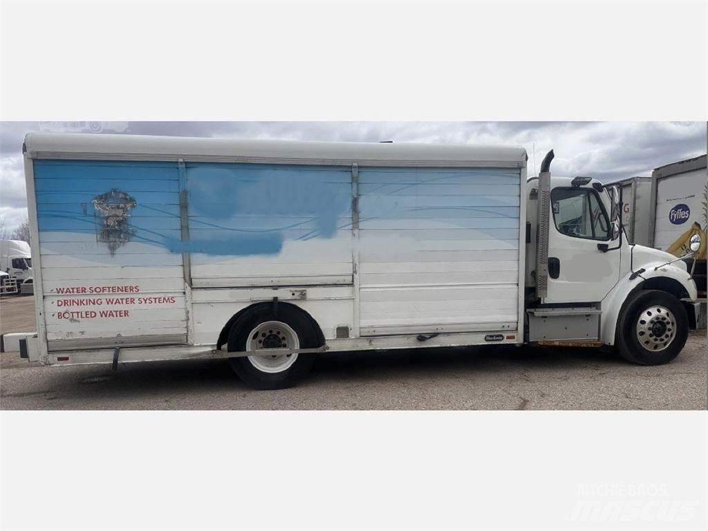 Freightliner M2 Camioane transport bauturi