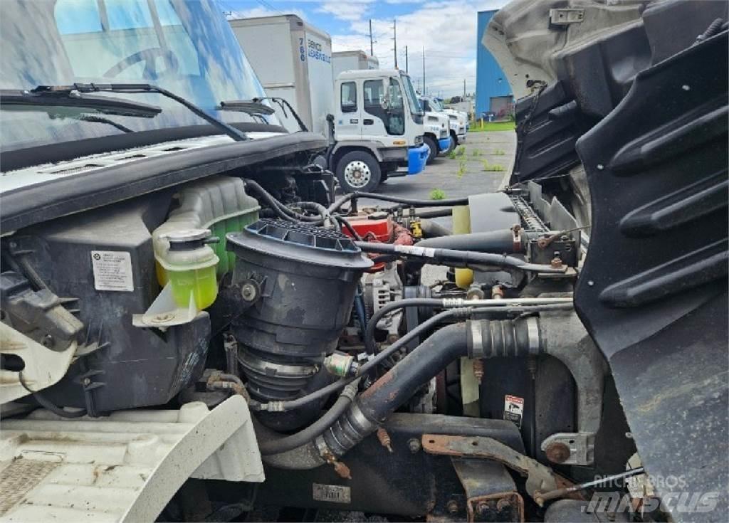 Freightliner M2 Autocamioane
