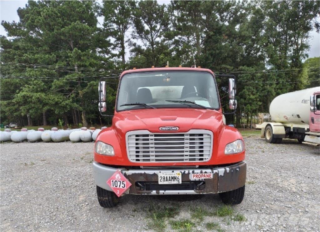 Freightliner M2 Altele