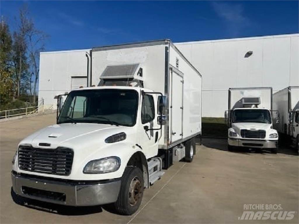 Freightliner M2-106 Autocamioane