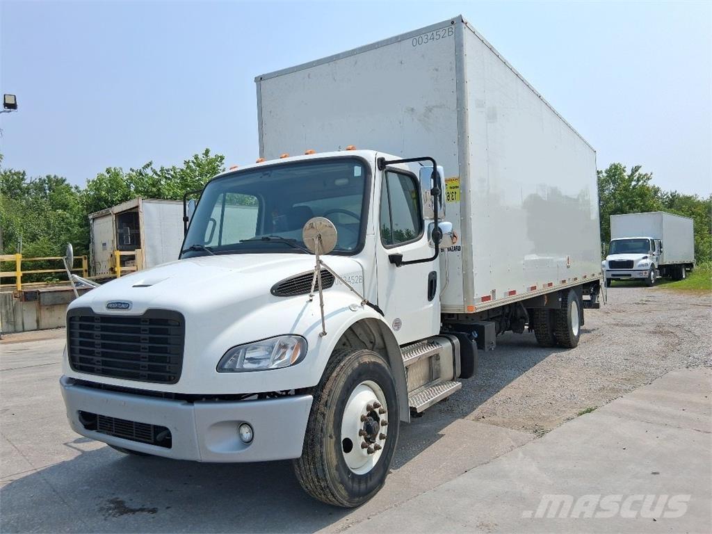Freightliner M2-106 Autocamioane