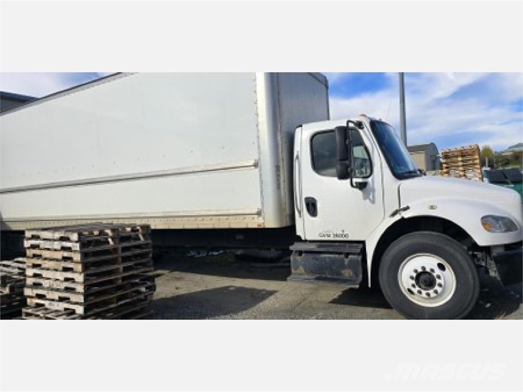 Freightliner M2 106 Autocamioane