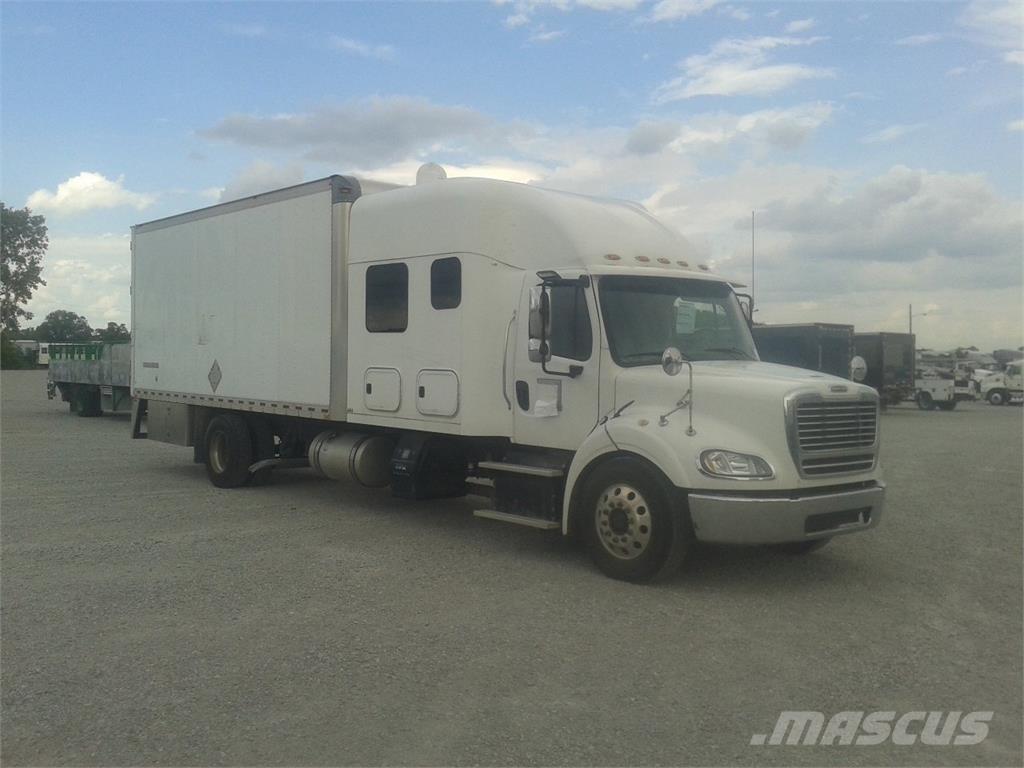 Freightliner M2-112 Autocamioane