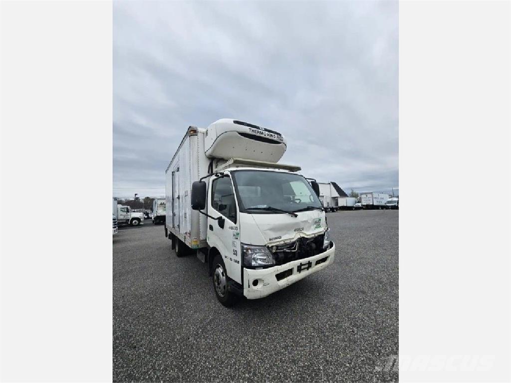 Hino 195 Camion cu control de temperatura