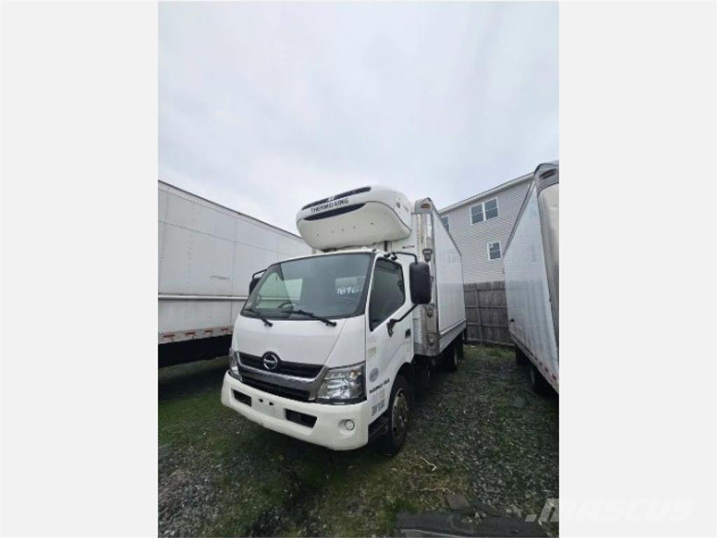 Hino 195 Camion cu control de temperatura