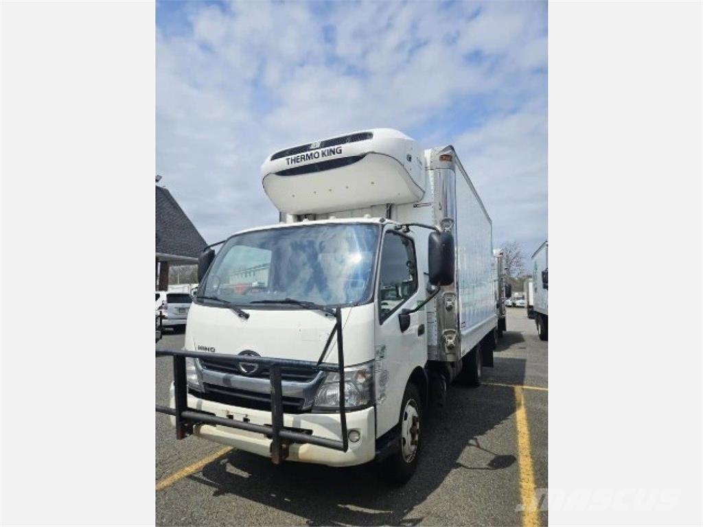 Hino 195 Camion cu control de temperatura
