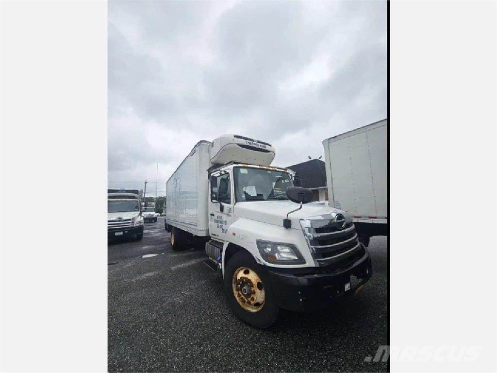 Hino 268 Camion cu control de temperatura
