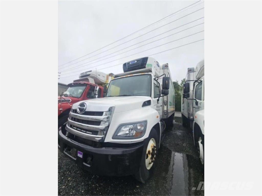 Hino 268 Camion cu control de temperatura