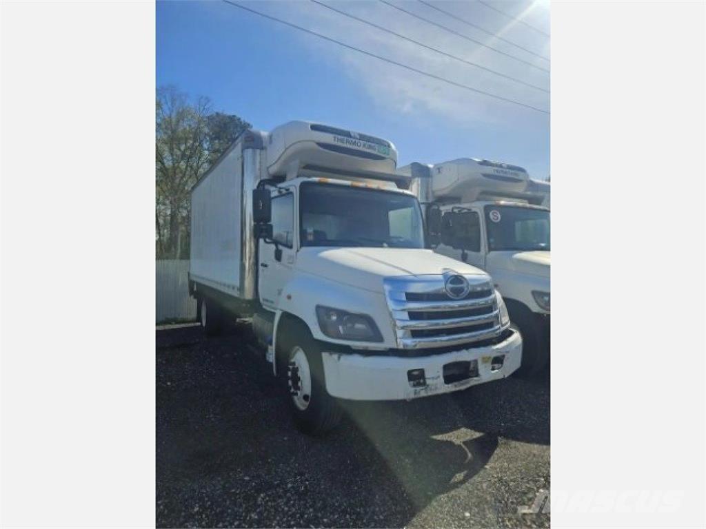 Hino 268 Camion cu control de temperatura