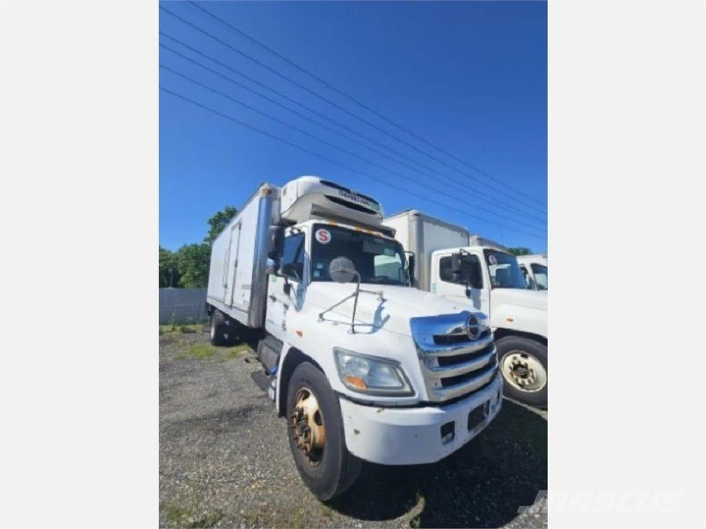 Hino 268 Camion cu control de temperatura