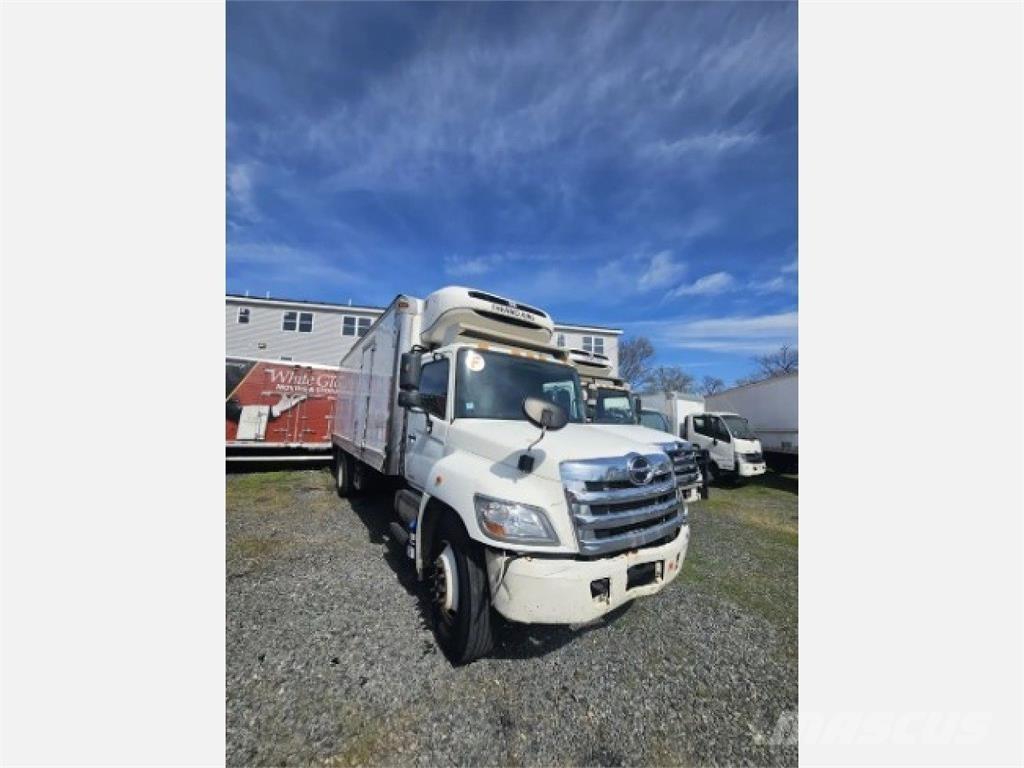Hino 268 Camion cu control de temperatura