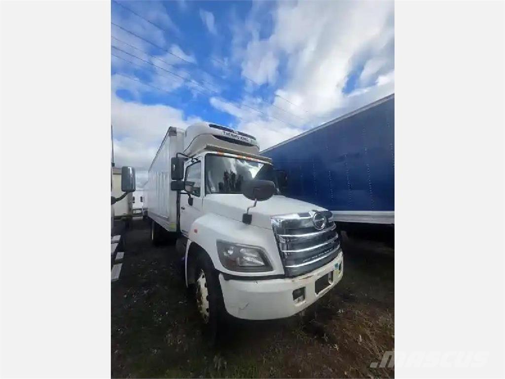 Hino 268 Camion cu control de temperatura