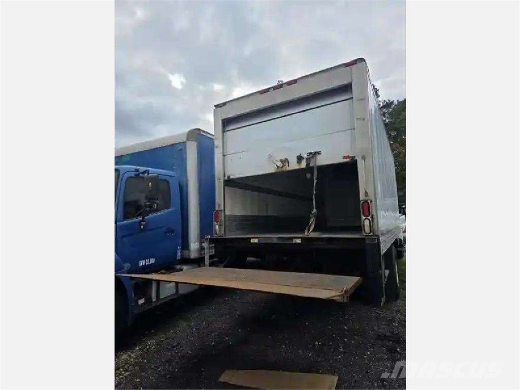 Hino 268 Camion cu control de temperatura