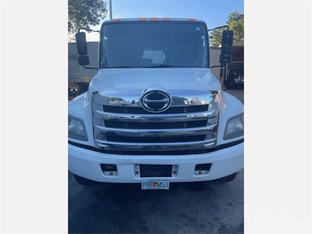 Hino 338 Camioane platforma/prelata