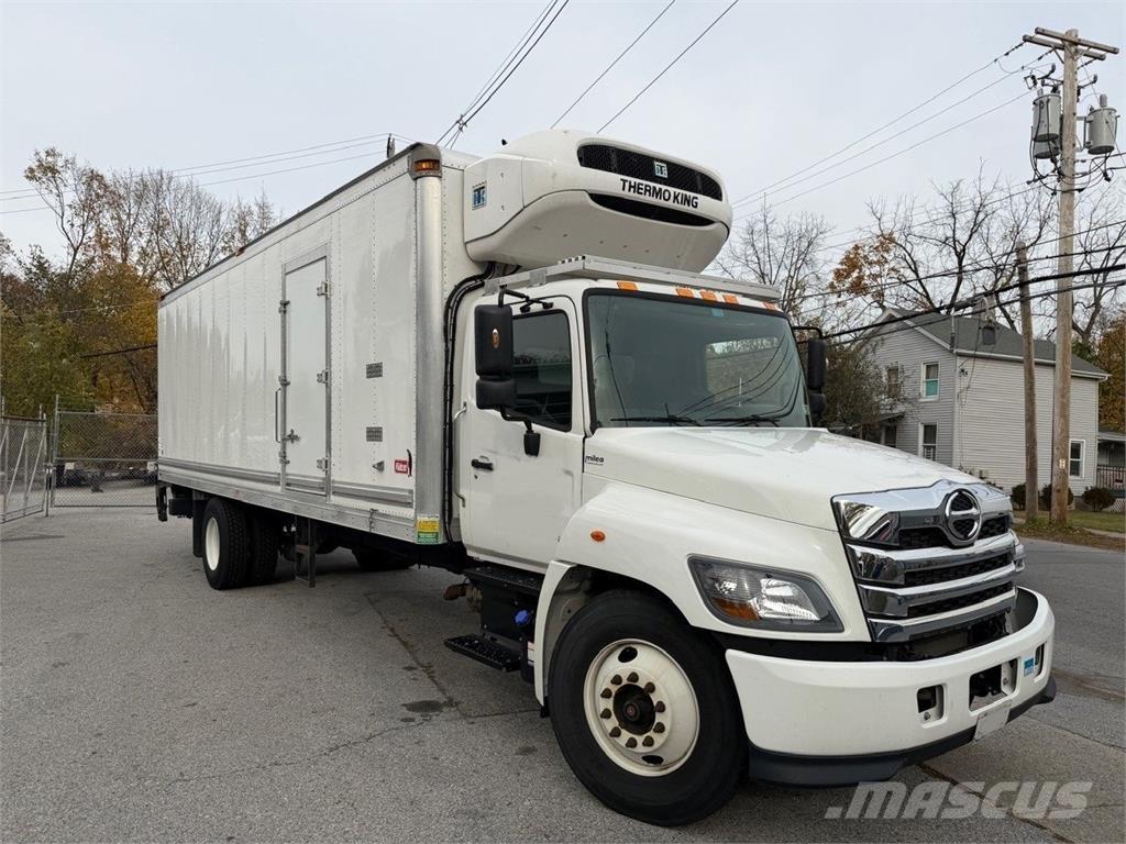 Hino L6 Camion cu control de temperatura