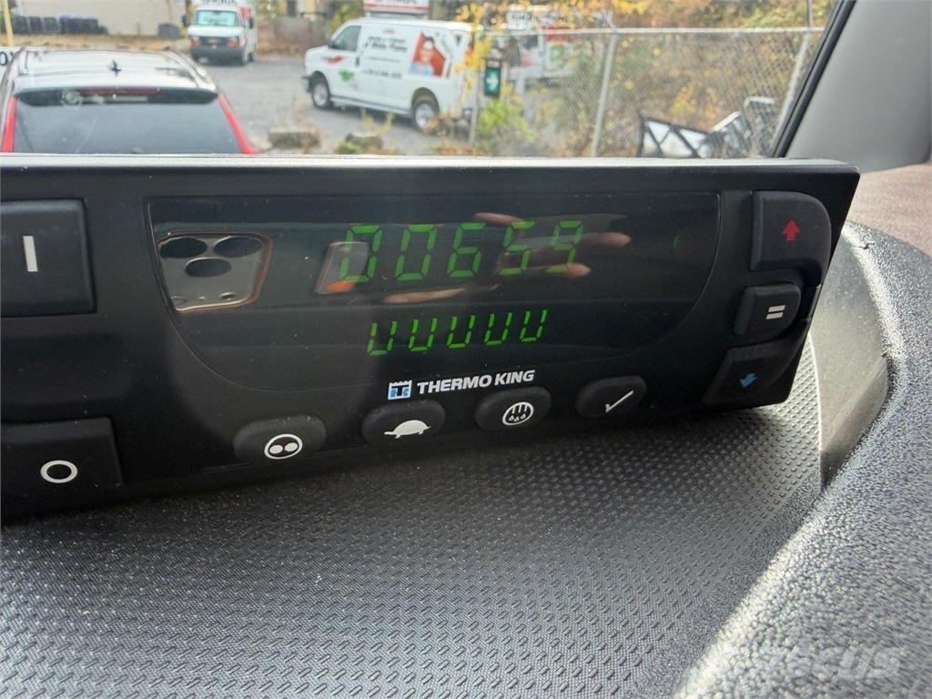 Hino L6 Camion cu control de temperatura