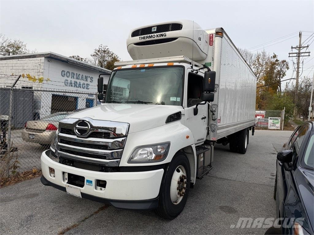 Hino L6 Camion cu control de temperatura