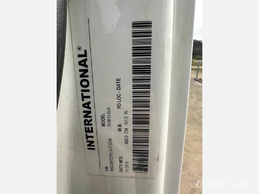 International RH Autotractoare