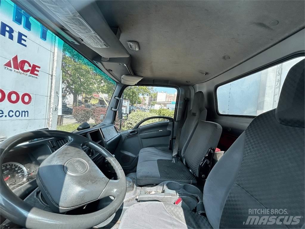 Isuzu NQR Camion cu control de temperatura