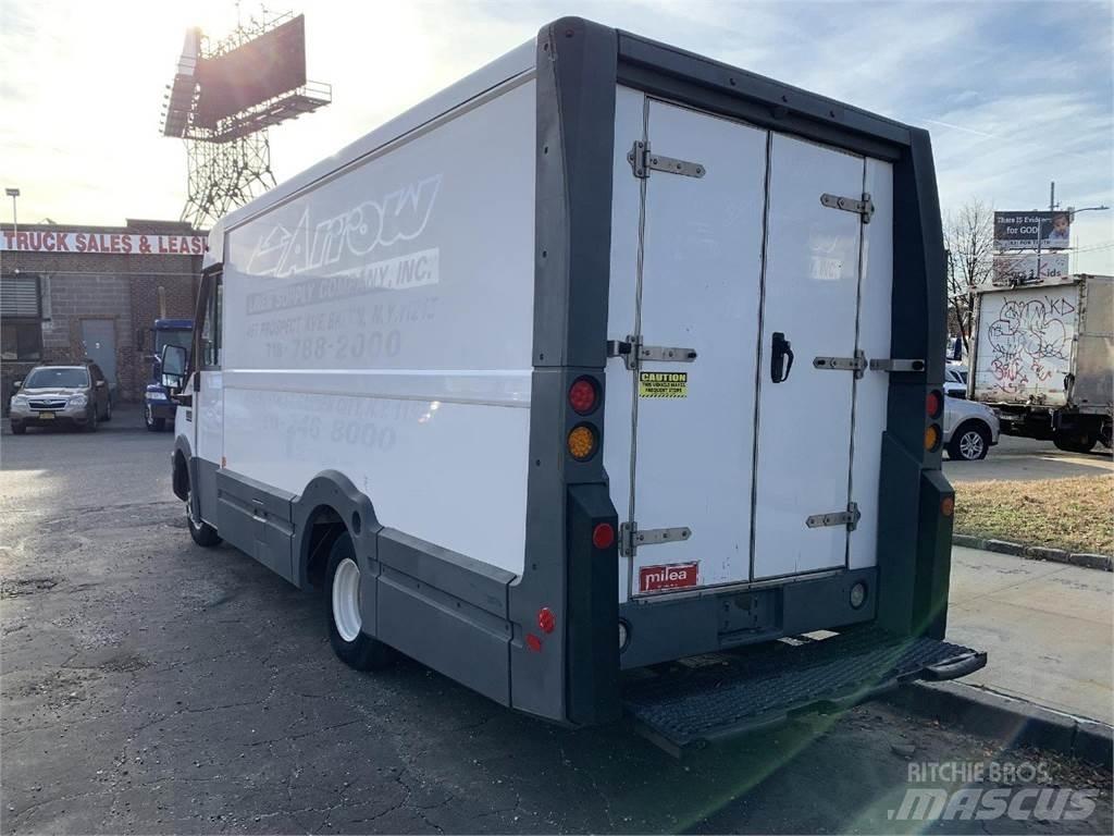 Isuzu Reach Autoutilitara transoprt marfuri