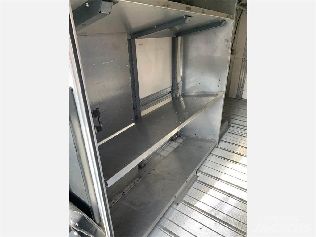 Isuzu Reach Autoutilitara transoprt marfuri