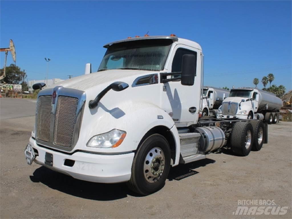 Kenworth T680 Camion cabina sasiu