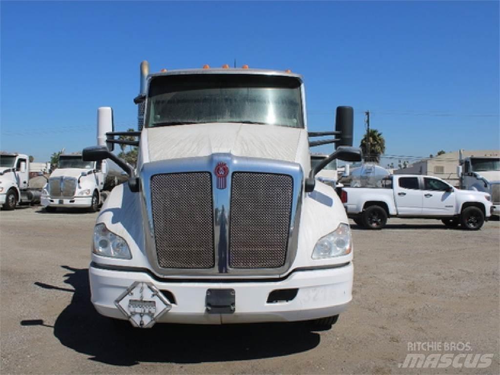 Kenworth T680 Camion cabina sasiu