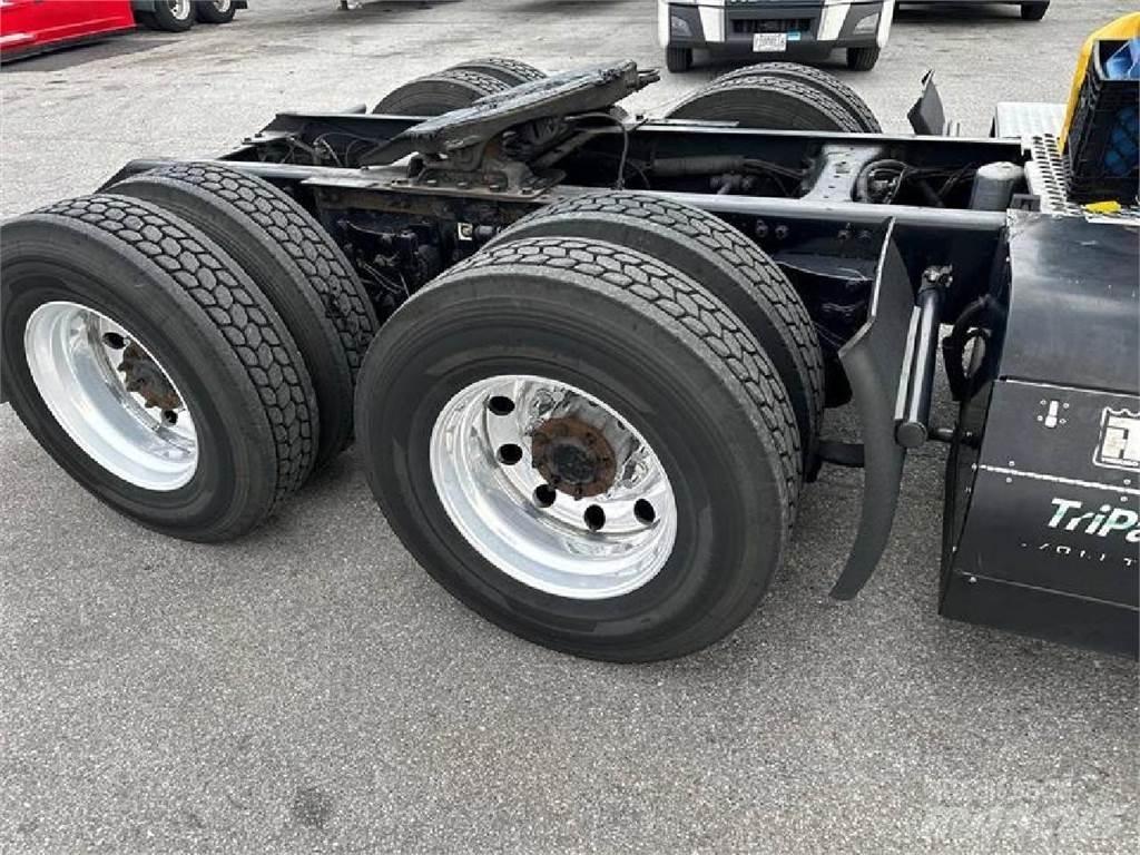 Kenworth T680 Autotractoare