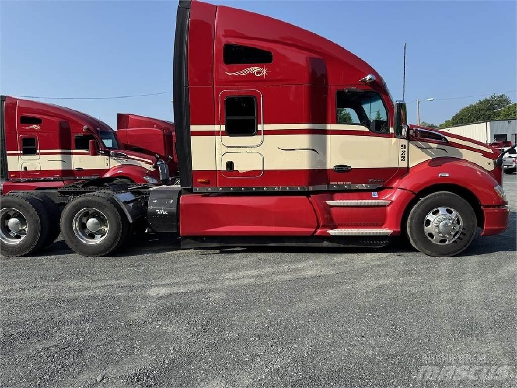 Kenworth T680 Autotractoare