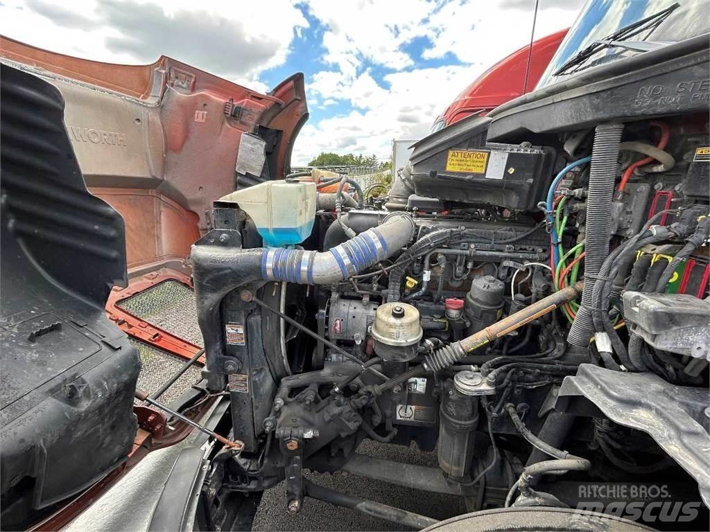 Kenworth T680 Autotractoare