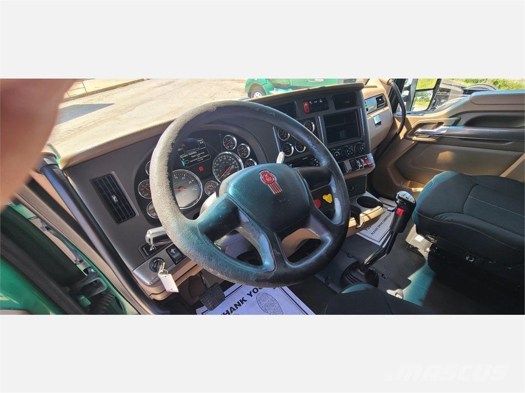 Kenworth T680 Autotractoare