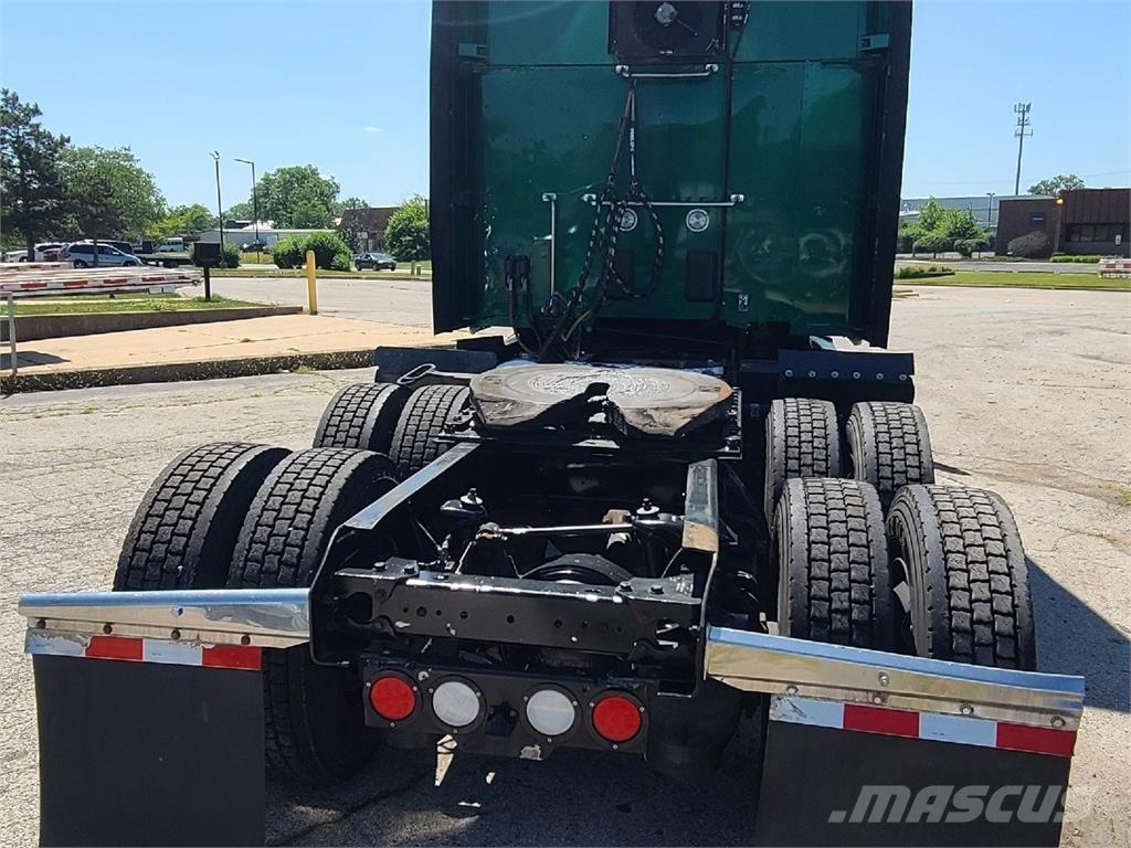 Kenworth T680 Autotractoare