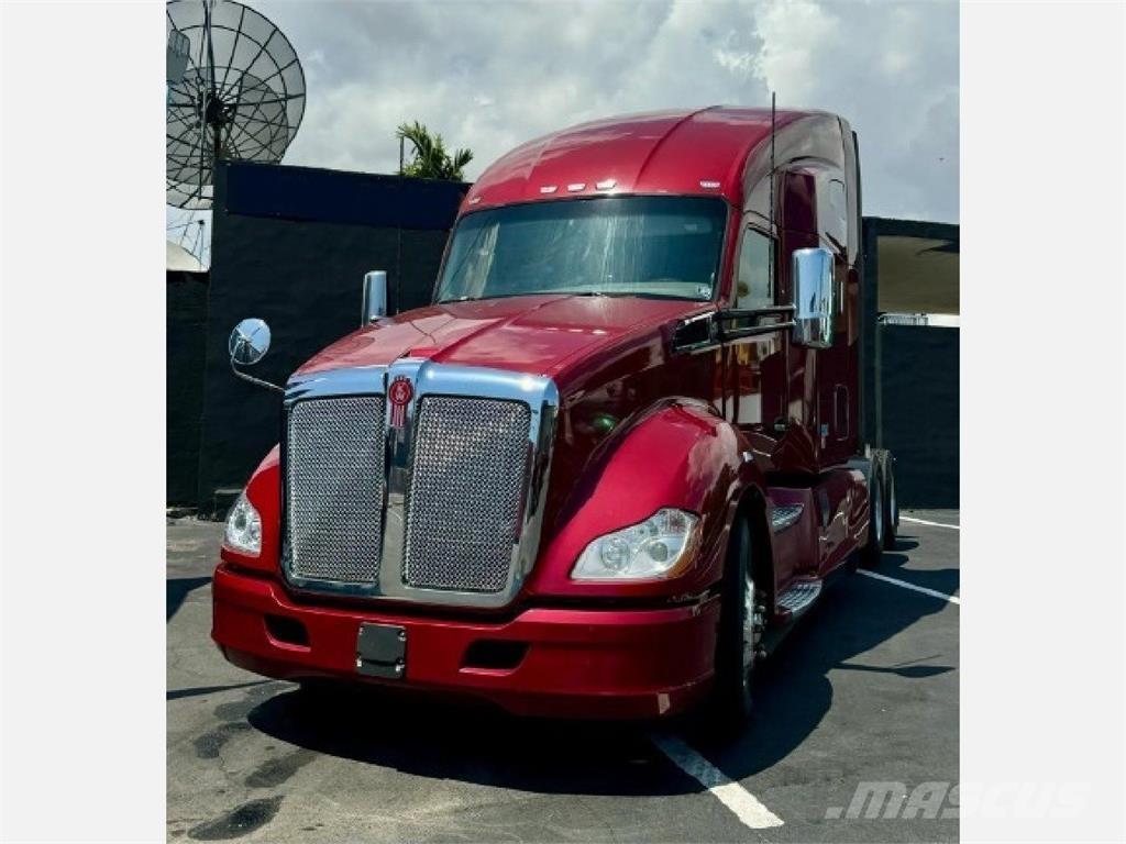 Kenworth T680 Autotractoare