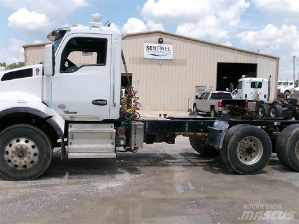 Kenworth T880 Autotractoare