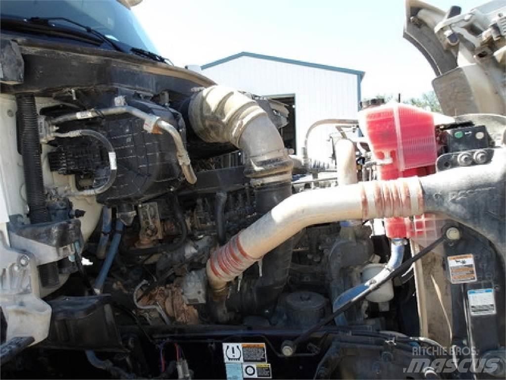 Kenworth T880 Autotractoare