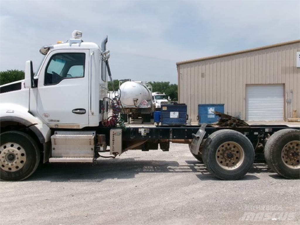 Kenworth T880 Autotractoare