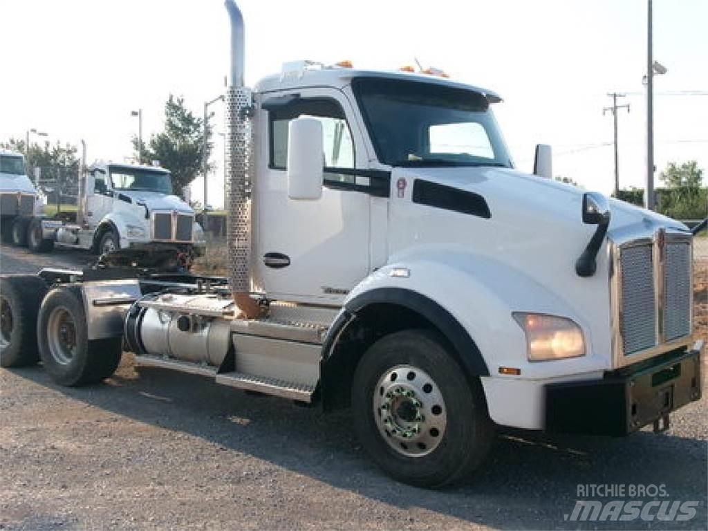 Kenworth T880 Autotractoare