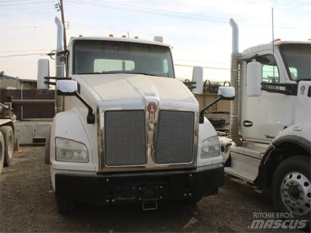 Kenworth T880 Autotractoare