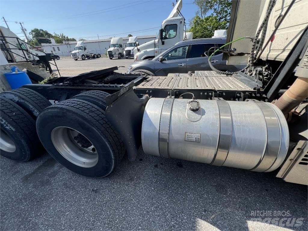 Mack Anthem AN64T Autotractoare