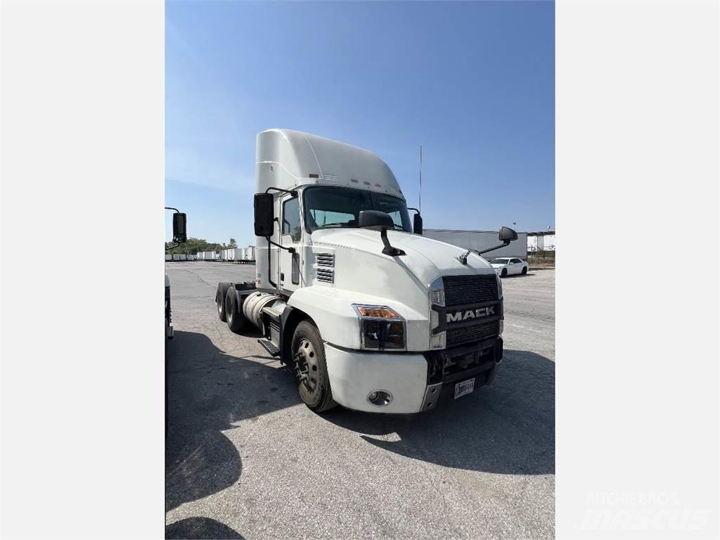 Mack Anthem AN64T Autotractoare