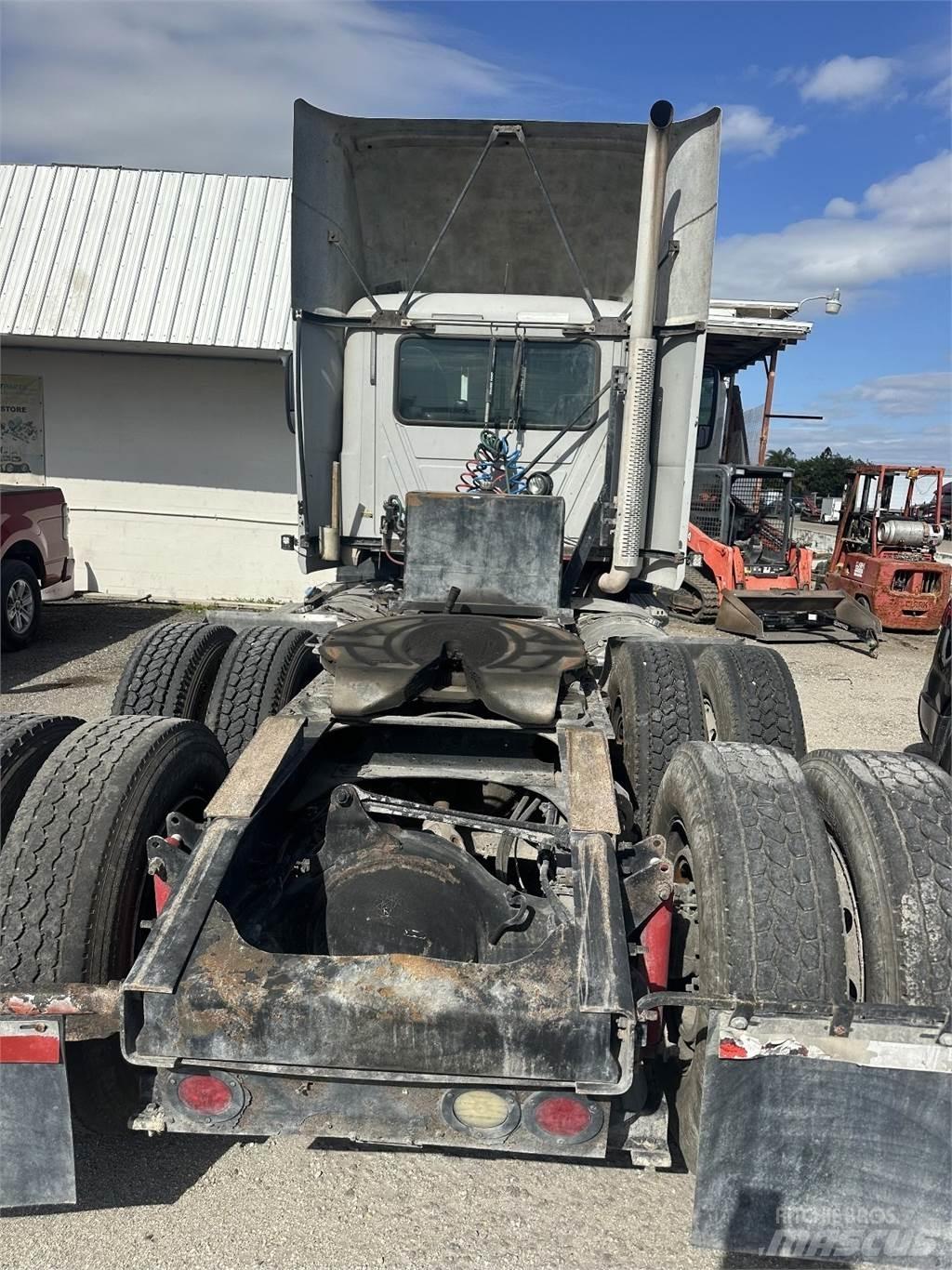 Mack CXU Autotractoare