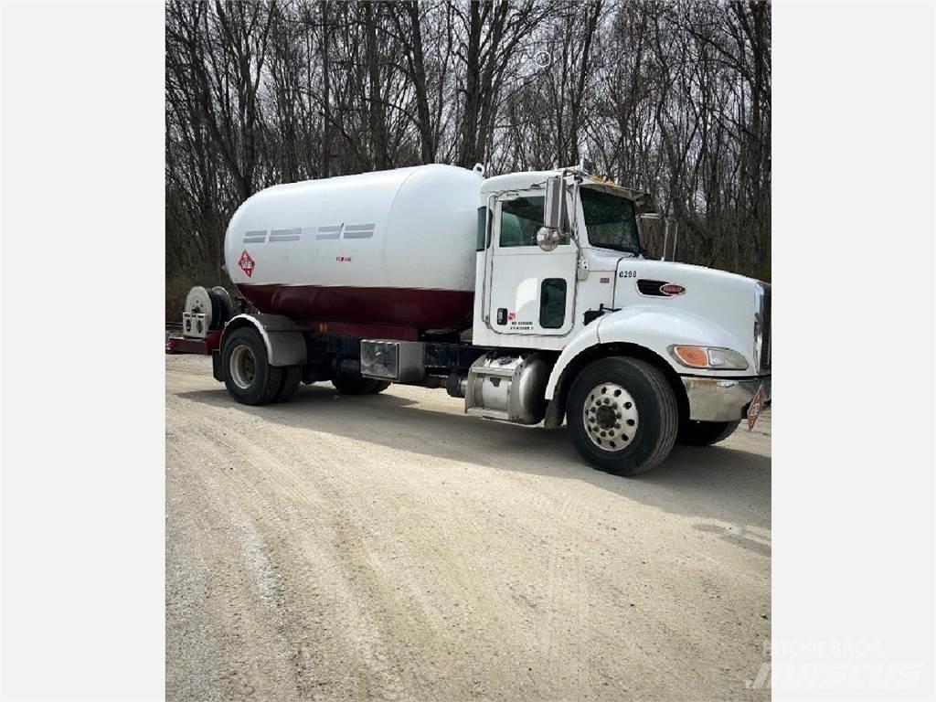 Peterbilt 335 Altele