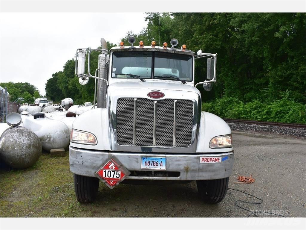 Peterbilt 335 Altele