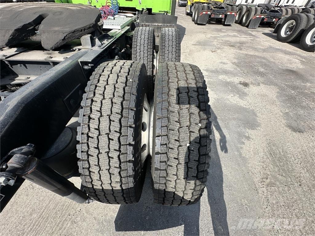 Peterbilt 579 Autotractoare