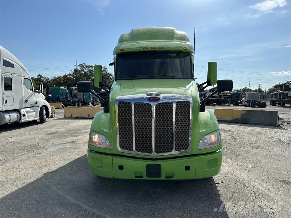 Peterbilt 579 Autotractoare