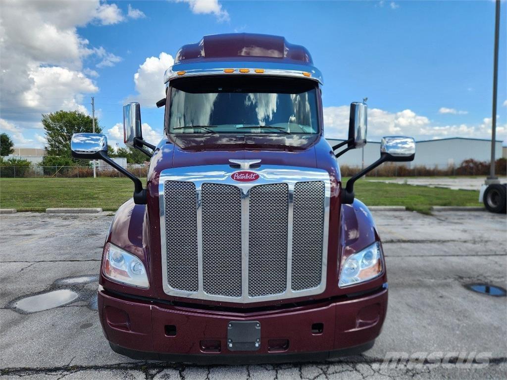 Peterbilt 579 Autotractoare